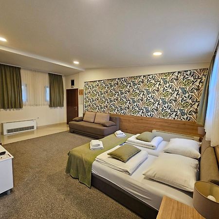 Apartments Alf - Om Banja Luka Pokoj fotografie